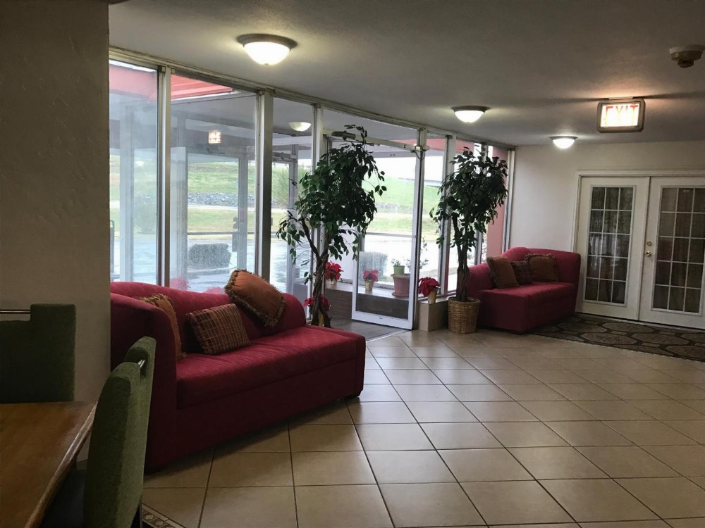 Express Inn and Suites Main image